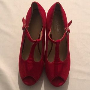 Red open toe wedge heel 💄💋🔥